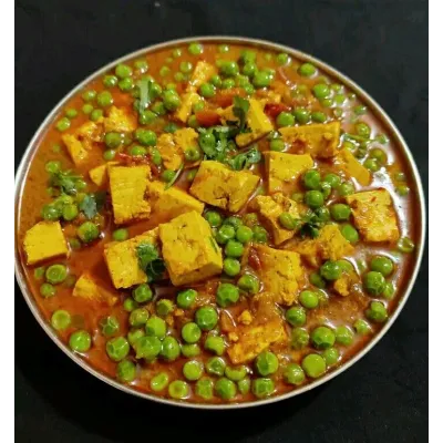 Matar Paneer